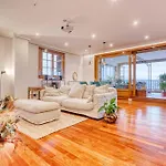 Encanto Natural Monte Y Mar En Ulia アパート サン・セバスティアン