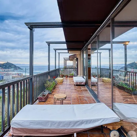 Encanto Natural Monte Y Mar En Ulia דירה