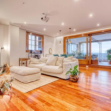 Encanto Natural Monte Y Mar En Ulia דירה סן סבסטיאן